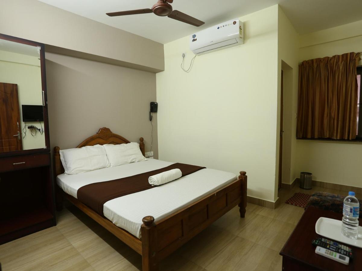 Hare Krishna Inn Guruvāyūr Εξωτερικό φωτογραφία